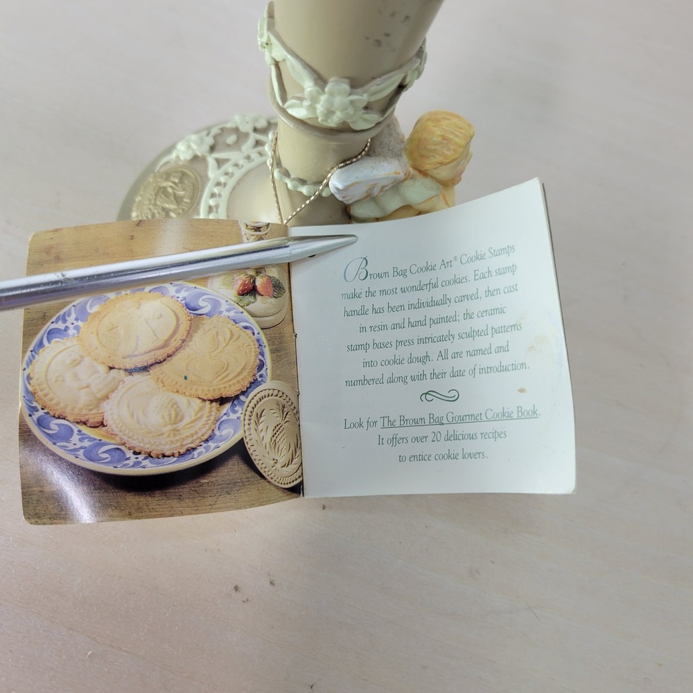 Hill Design‎ Brown Bag Cookie Art Angel Cookie Stamp with Tag Vintage 1995
